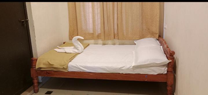 Vagamon Lake Palace Hostel Exterior photo