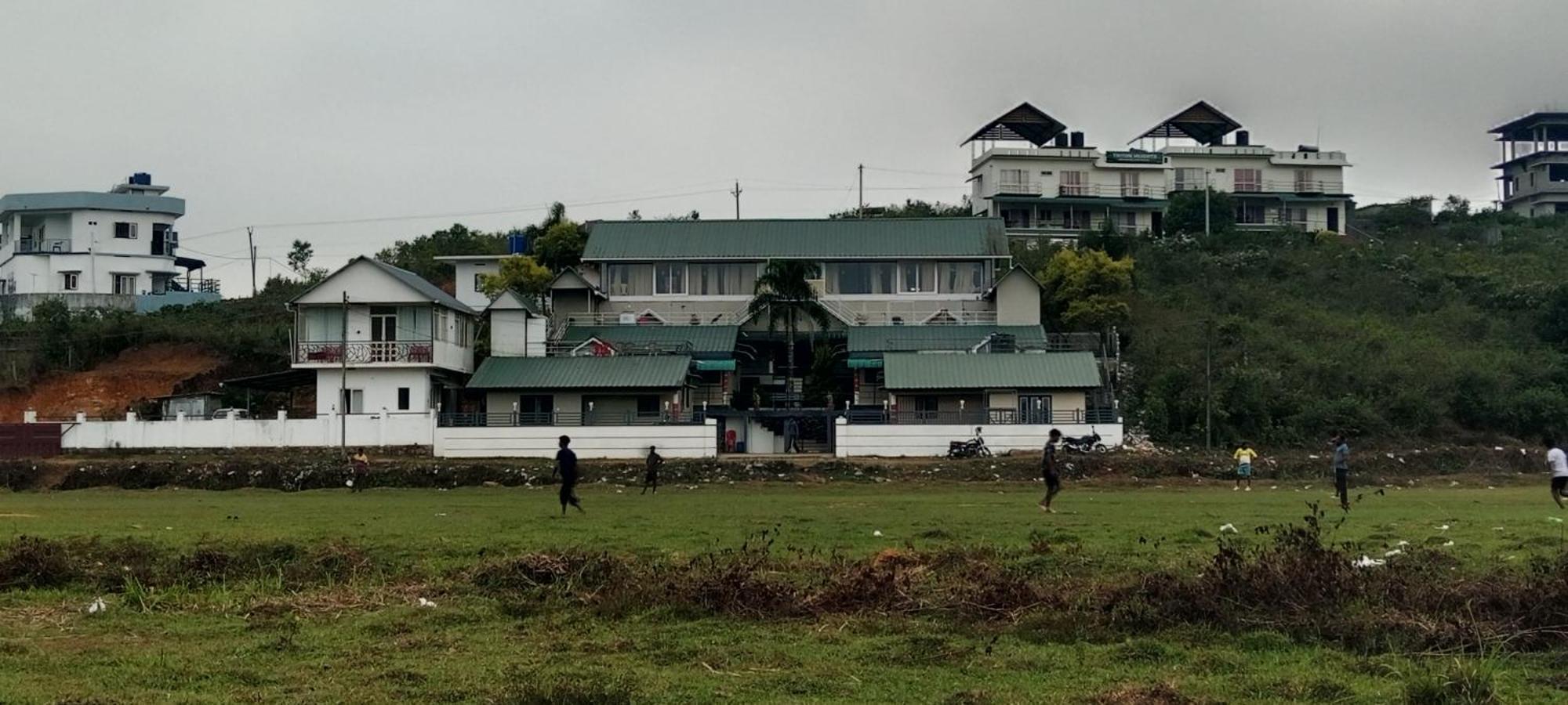 Vagamon Lake Palace Hostel Exterior photo
